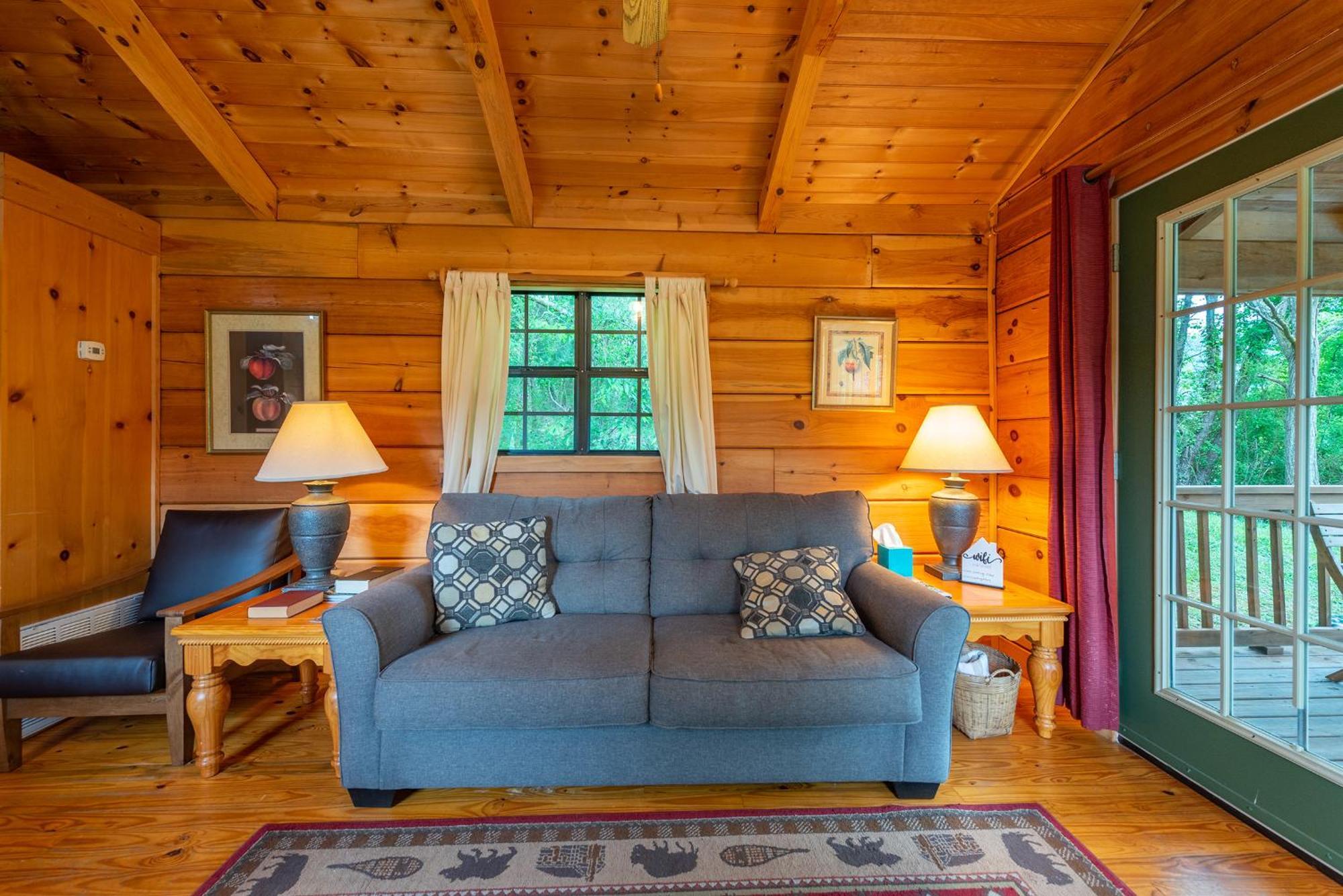 Engadine Inn And Cabins Candler エクステリア 写真