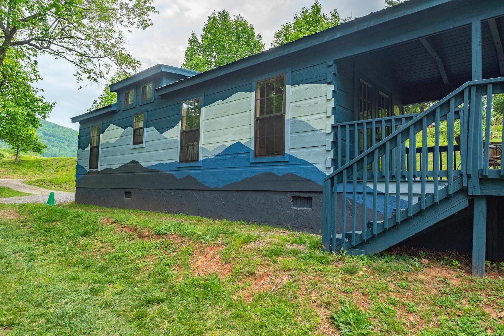 Engadine Inn And Cabins Candler エクステリア 写真