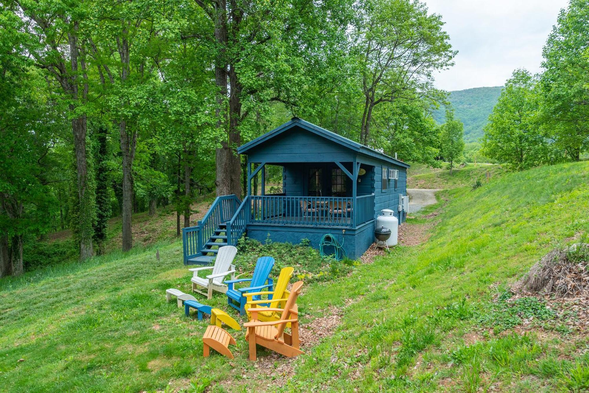Engadine Inn And Cabins Candler エクステリア 写真